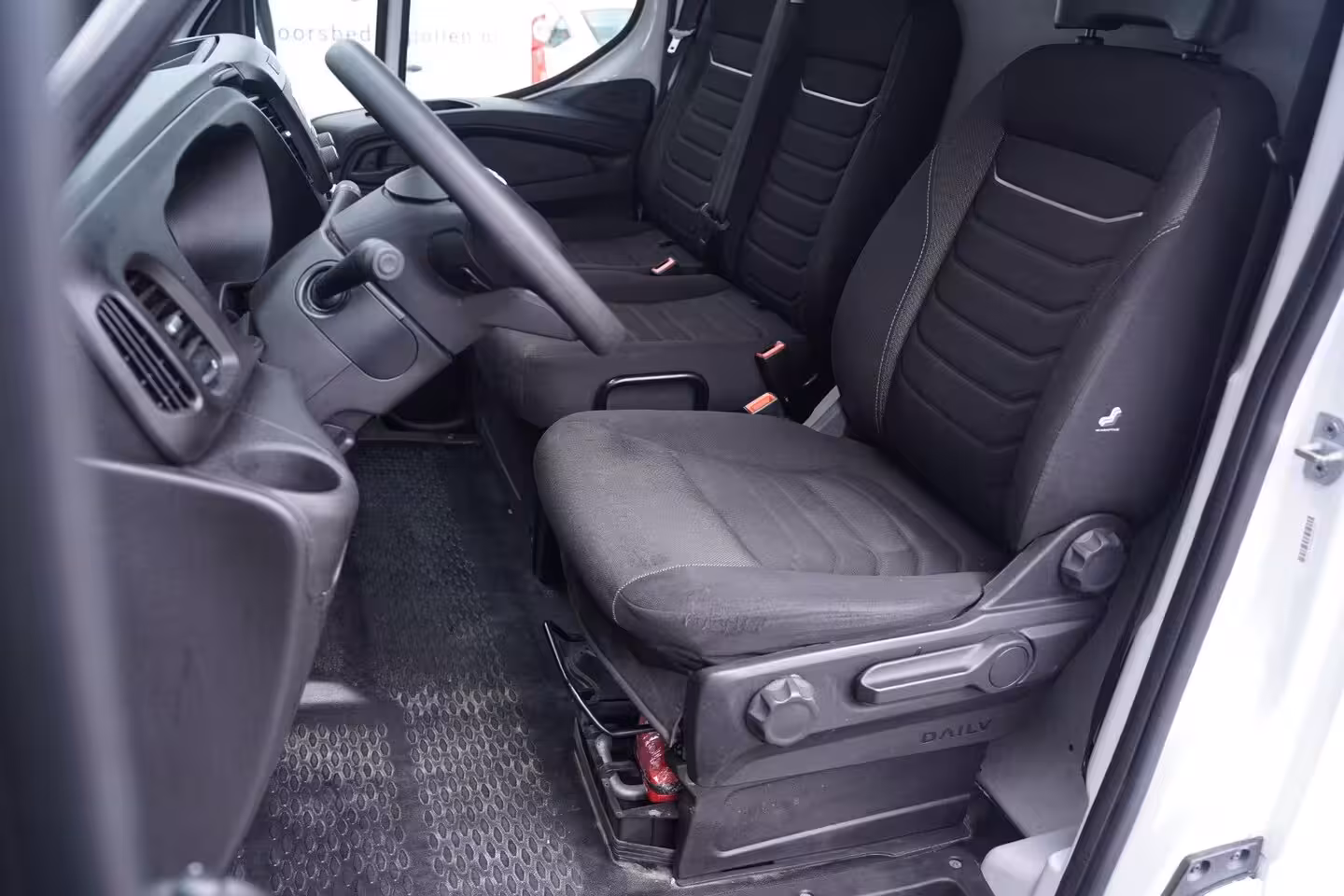 Iveco Daily 35S16 160 pk L4H2 XXL Airco ECC, Laadruimte Pakket, DAB+. PDC achter, 3-Zits