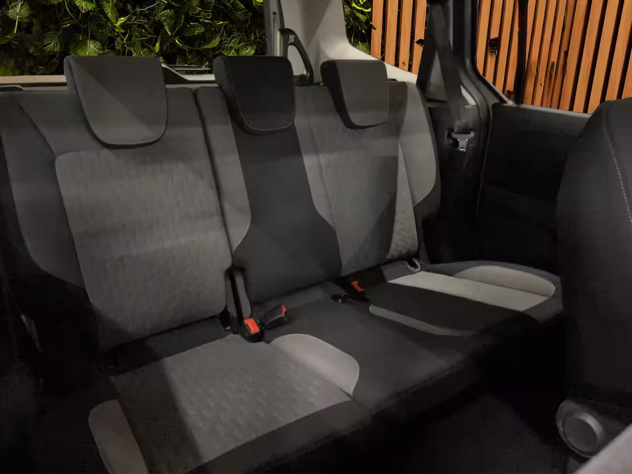 Ford Tourneo Courier BEV Titanium | RIJKLAAR | UIT VOORRAAD LEVERBAAR
