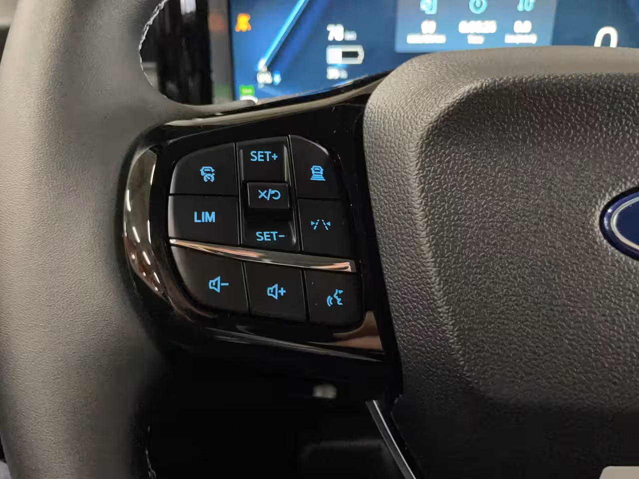 Ford Tourneo Courier BEV Titanium | RIJKLAAR | UIT VOORRAAD LEVERBAAR