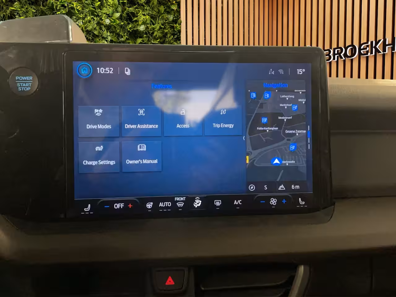 Ford Tourneo Courier BEV Titanium | RIJKLAAR | UIT VOORRAAD LEVERBAAR