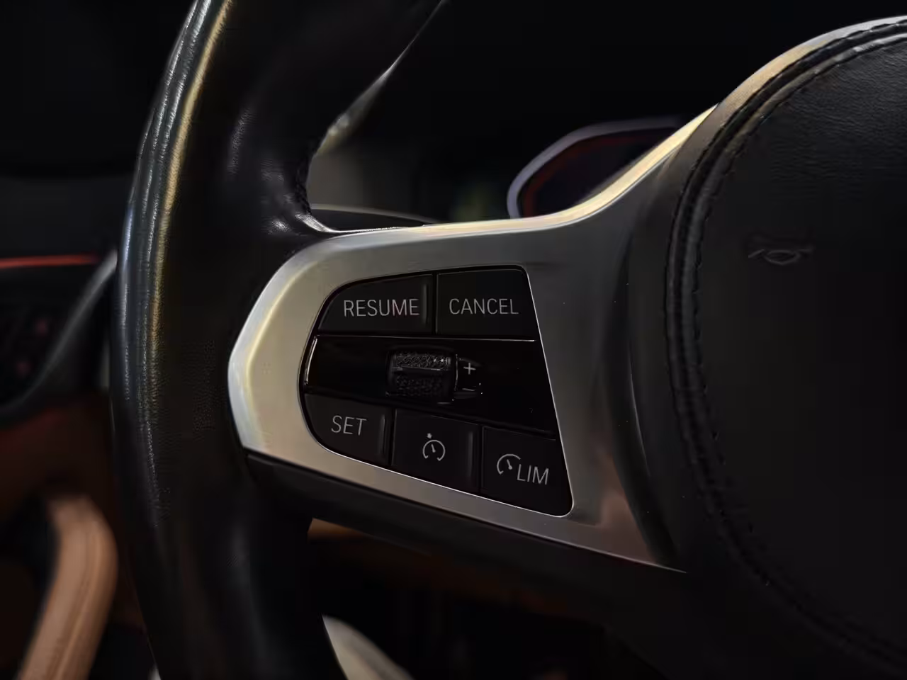 BMW 5-serie 530i Business Edition Plus | M-Pakket | Laser-LED | Camera | CarPlay | Sfeerverlichting |