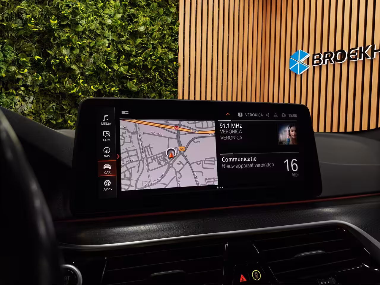 BMW 5-serie 530i Business Edition Plus | M-Pakket | Laser-LED | Camera | CarPlay | Sfeerverlichting |