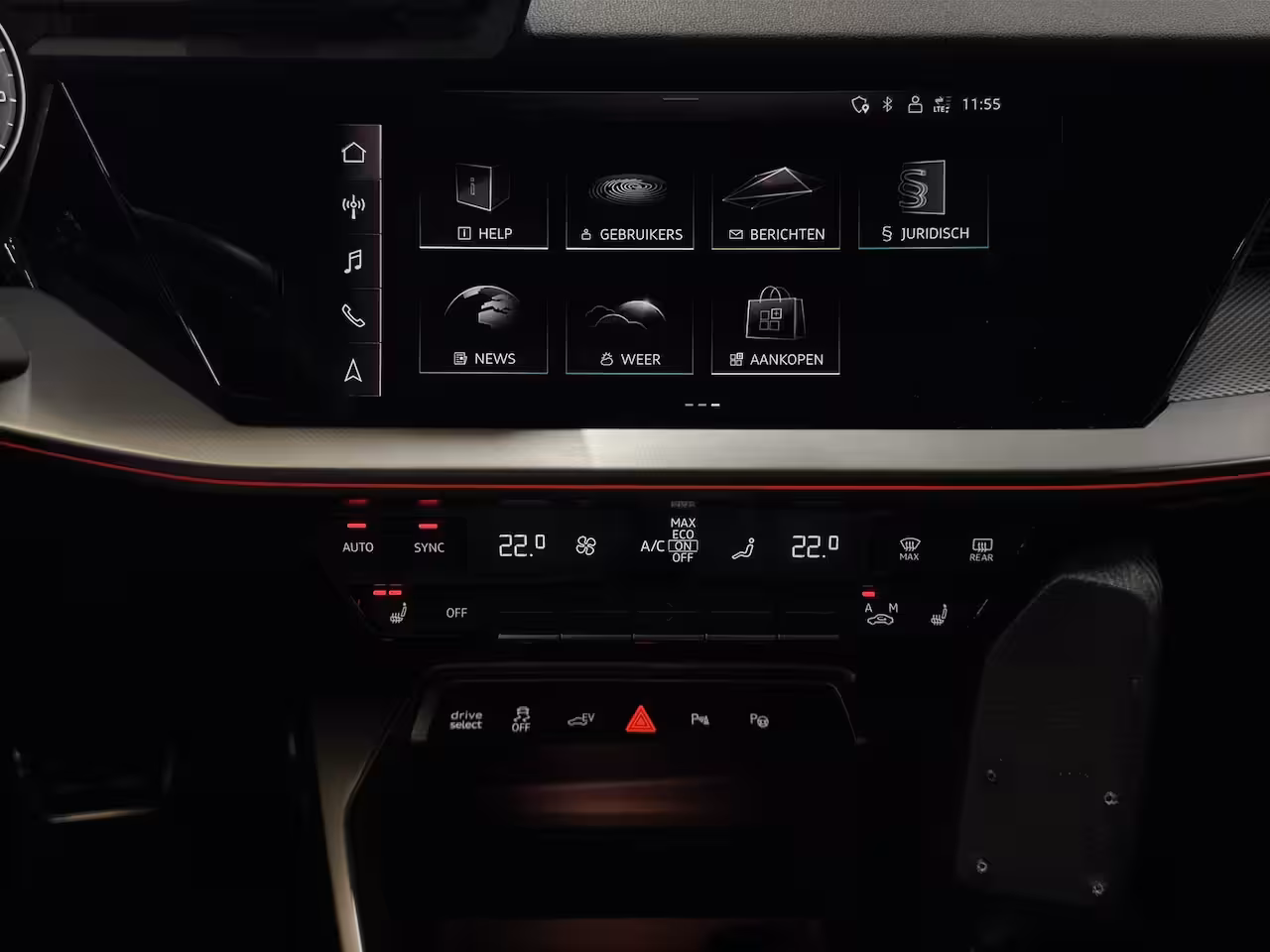 Audi A3 Sportback 45 TFSI e S edition Competition | Adaptive Cruise | Sfeerverlichting | Stoelverwarming | S