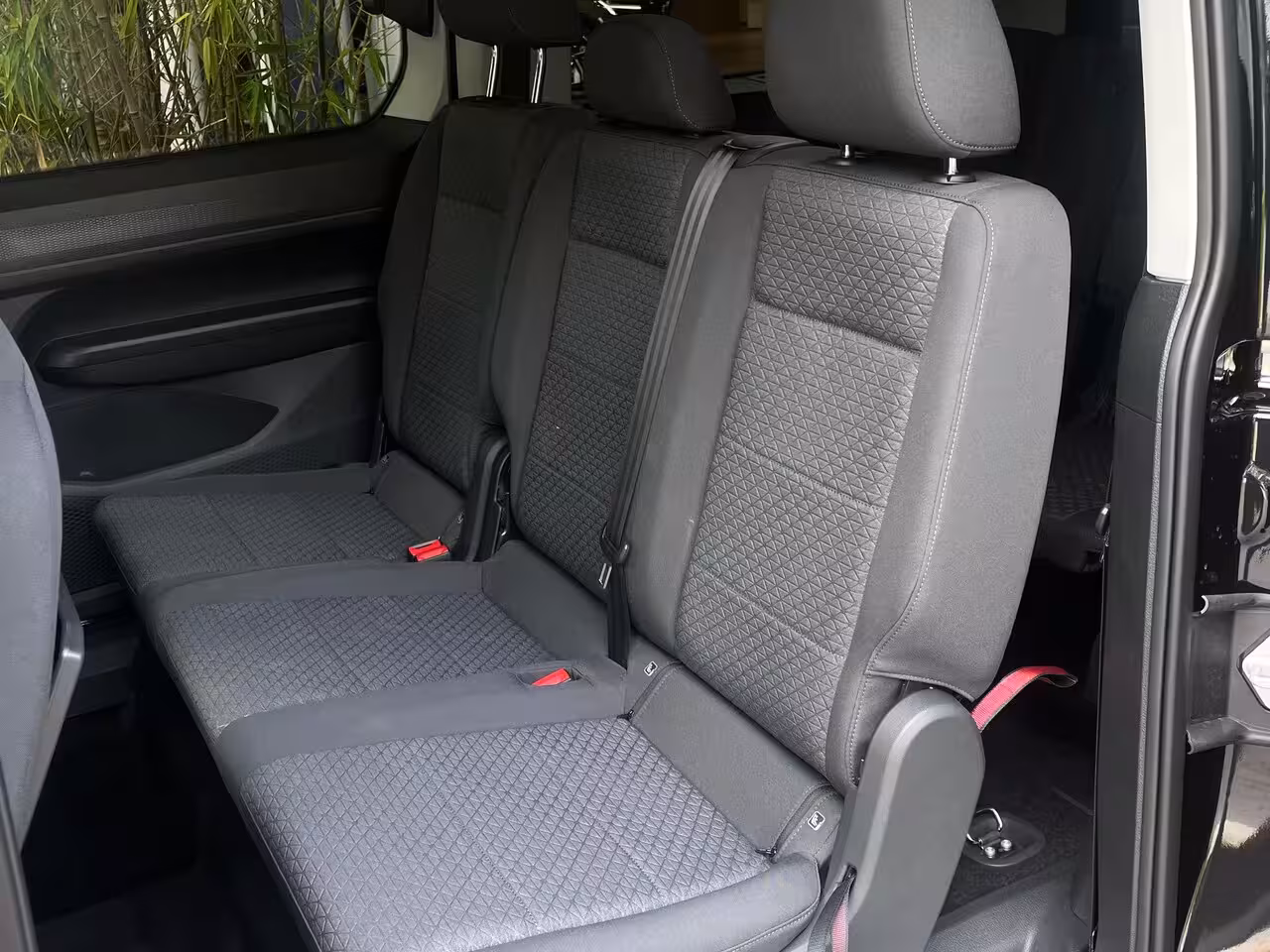 Ford Tourneo Connect 1.5 PHEV Titanium 7 Persoons | 100km Elektrisch Rijbereik | Camera | 1400kg Trekgewicht |