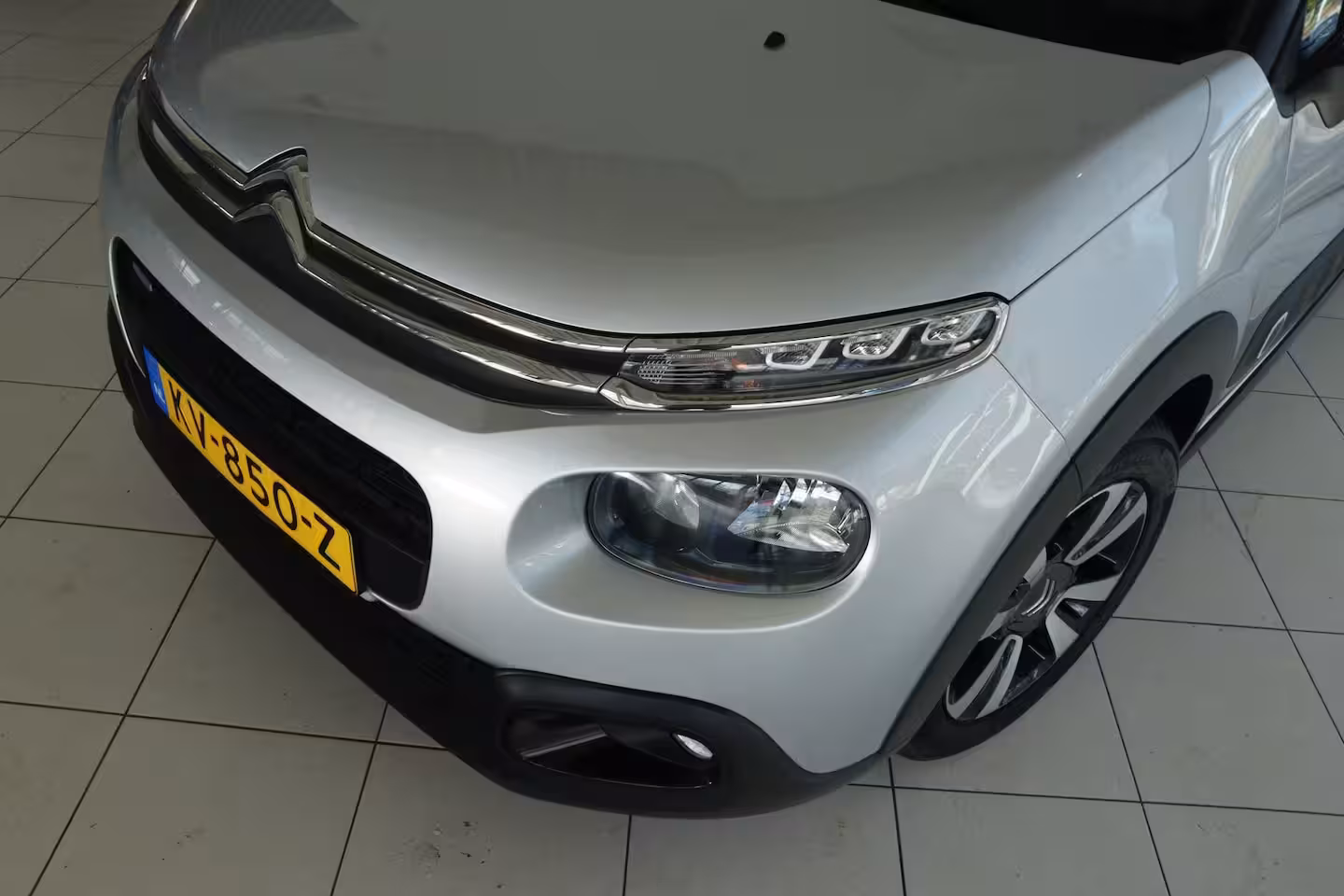 Citroën C3 1.2 81PK Shine | Cruise Control | Trekhaak | Camera | Navigatie | Carplay | Climate | Geti
