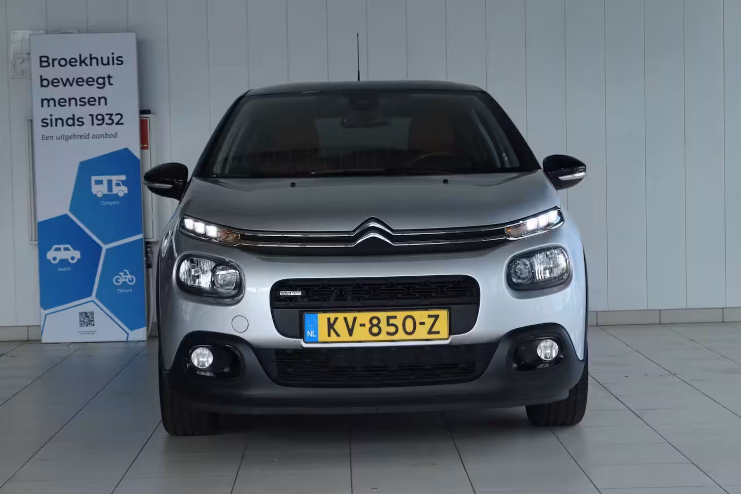 Citroën C3 1.2 81PK Shine | Cruise Control | Trekhaak | Camera | Navigatie | Carplay | Climate | Geti