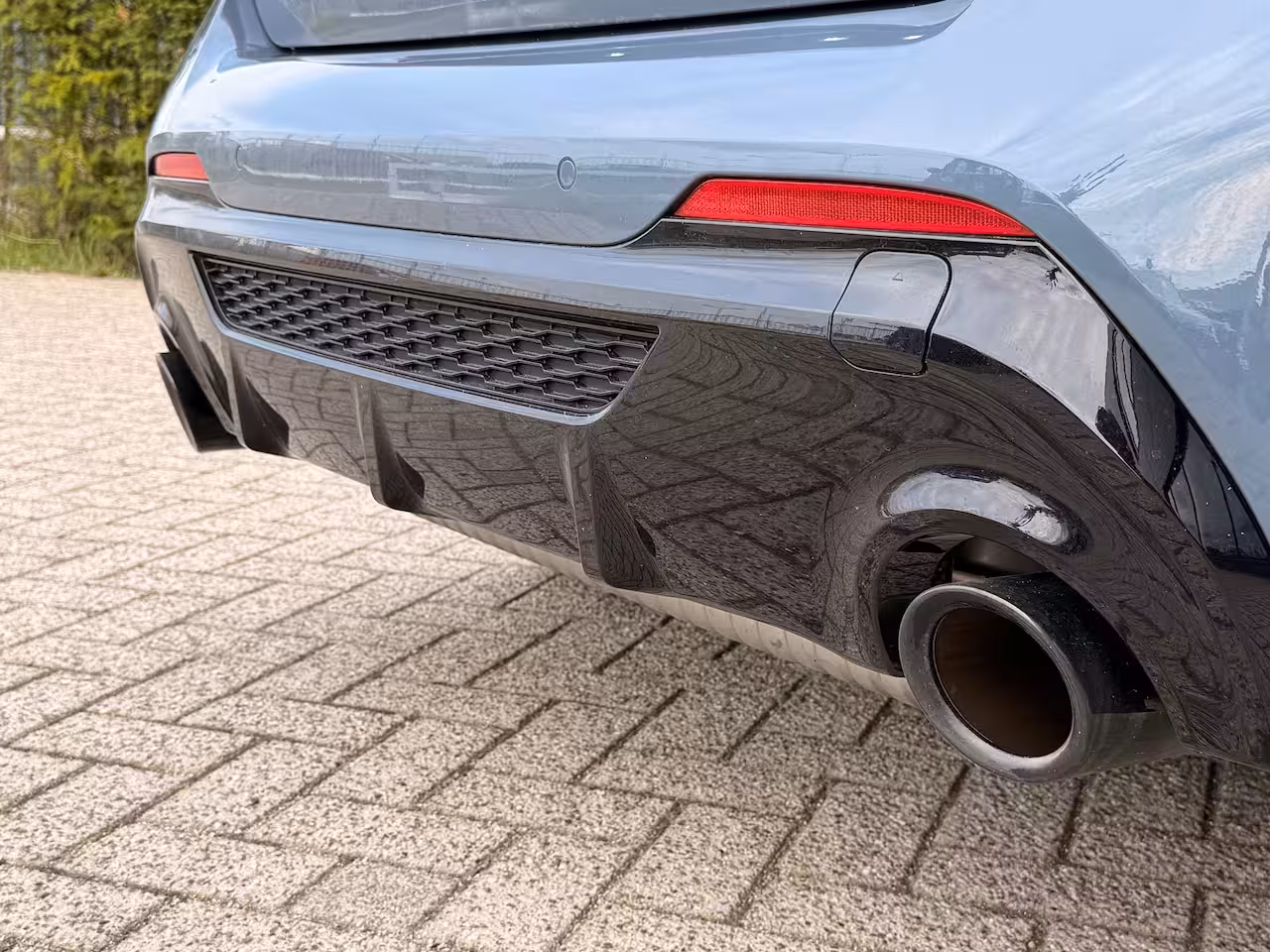 BMW 1-serie M135i xDrive Executive | Cruise Control | Kuipstoelen | Stoelverwarming | HiFi Audio | Car