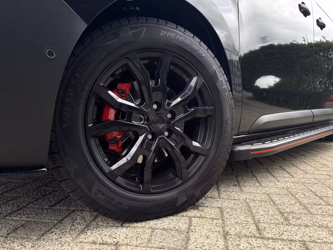 Peugeot e-Expert EV L2 75 kWh Dynamic By Revolve | Betimmering | Camera | Stoelverwarming | Cruise Control