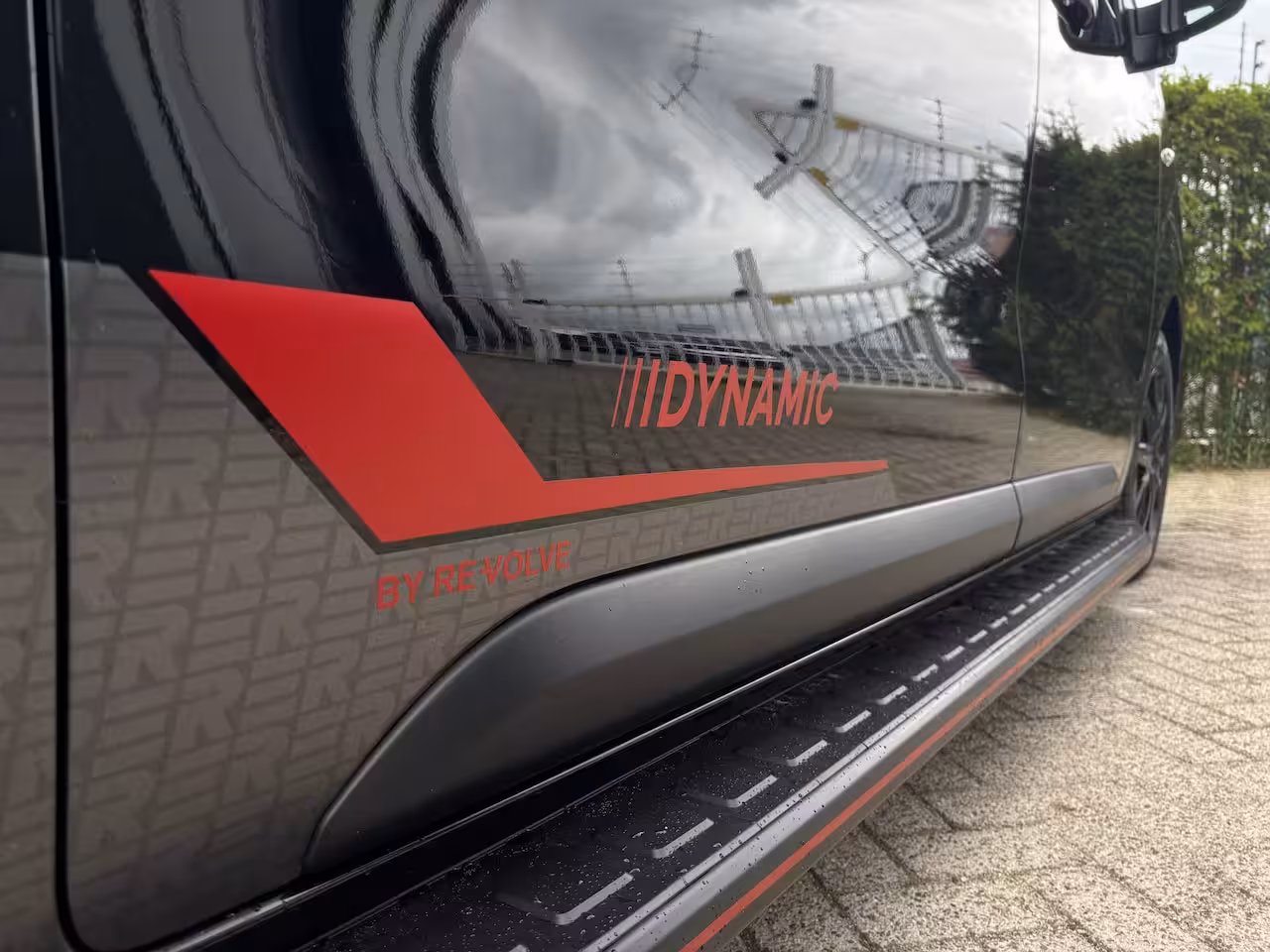 Peugeot e-Expert EV L2 75 kWh Dynamic By Revolve | Betimmering | Camera | Stoelverwarming | Cruise Control