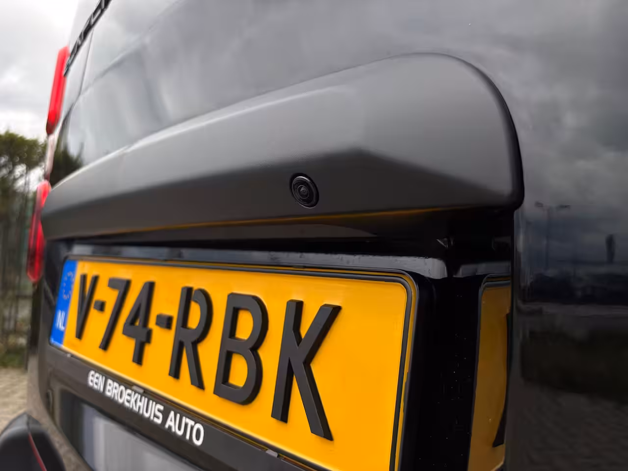 Peugeot e-Expert EV L2 75 kWh Dynamic By Revolve | Betimmering | Camera | Stoelverwarming | Cruise Control