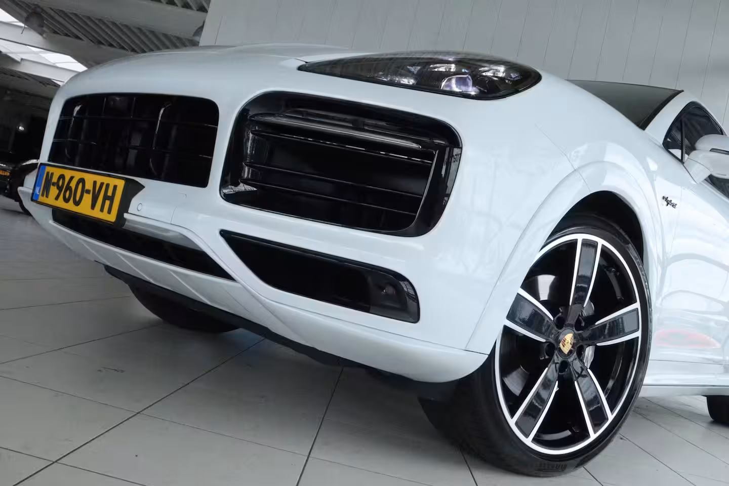 Porsche Cayenne Coupé 3.0 E-Hybrid | Sportdesign | Sportchrono | Adapt. Cruise | Softclose | 4-Wielsturing | Tre
