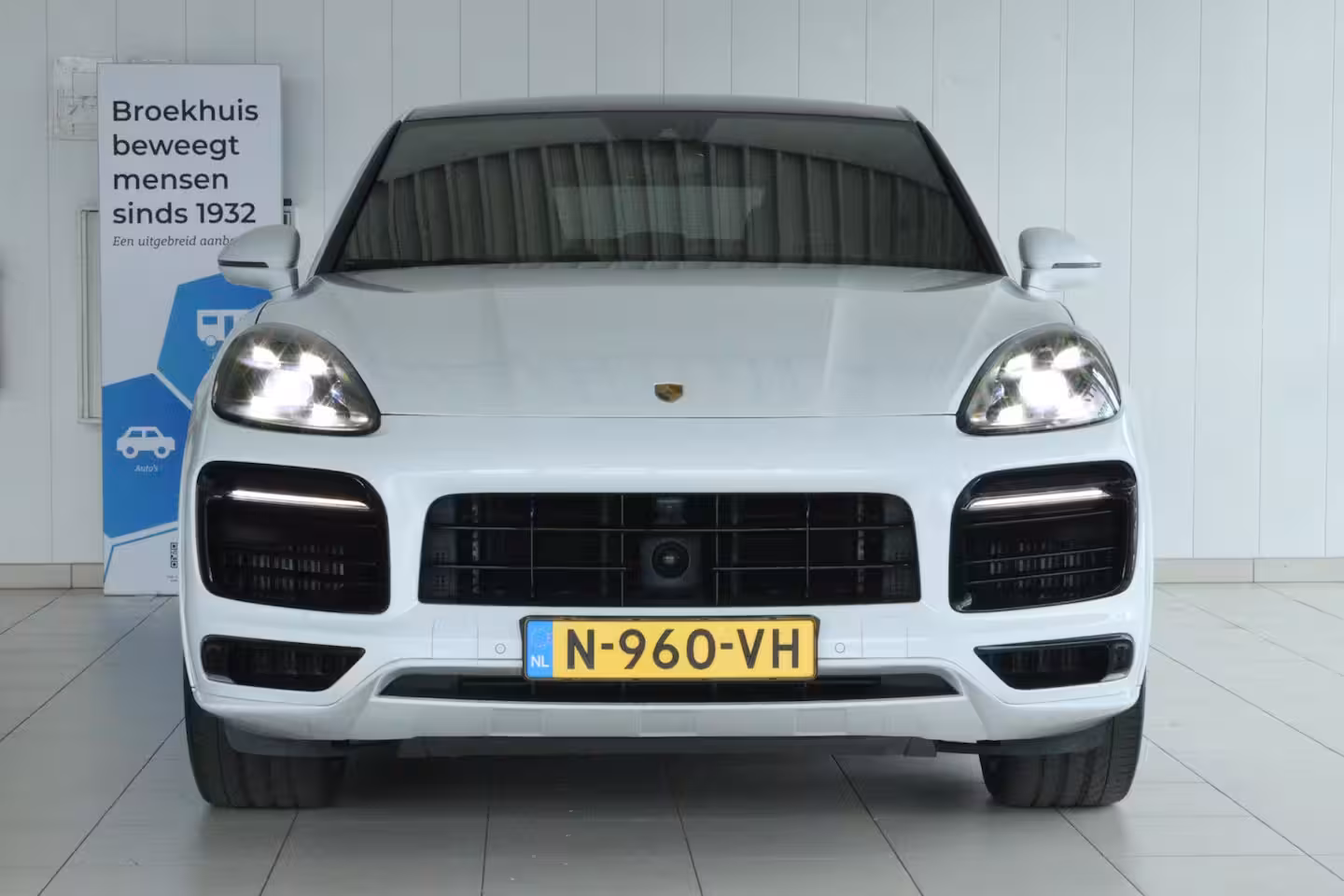 Porsche Cayenne Coupé 3.0 E-Hybrid | Sportdesign | Sportchrono | Adapt. Cruise | Softclose | 4-Wielsturing | Tre