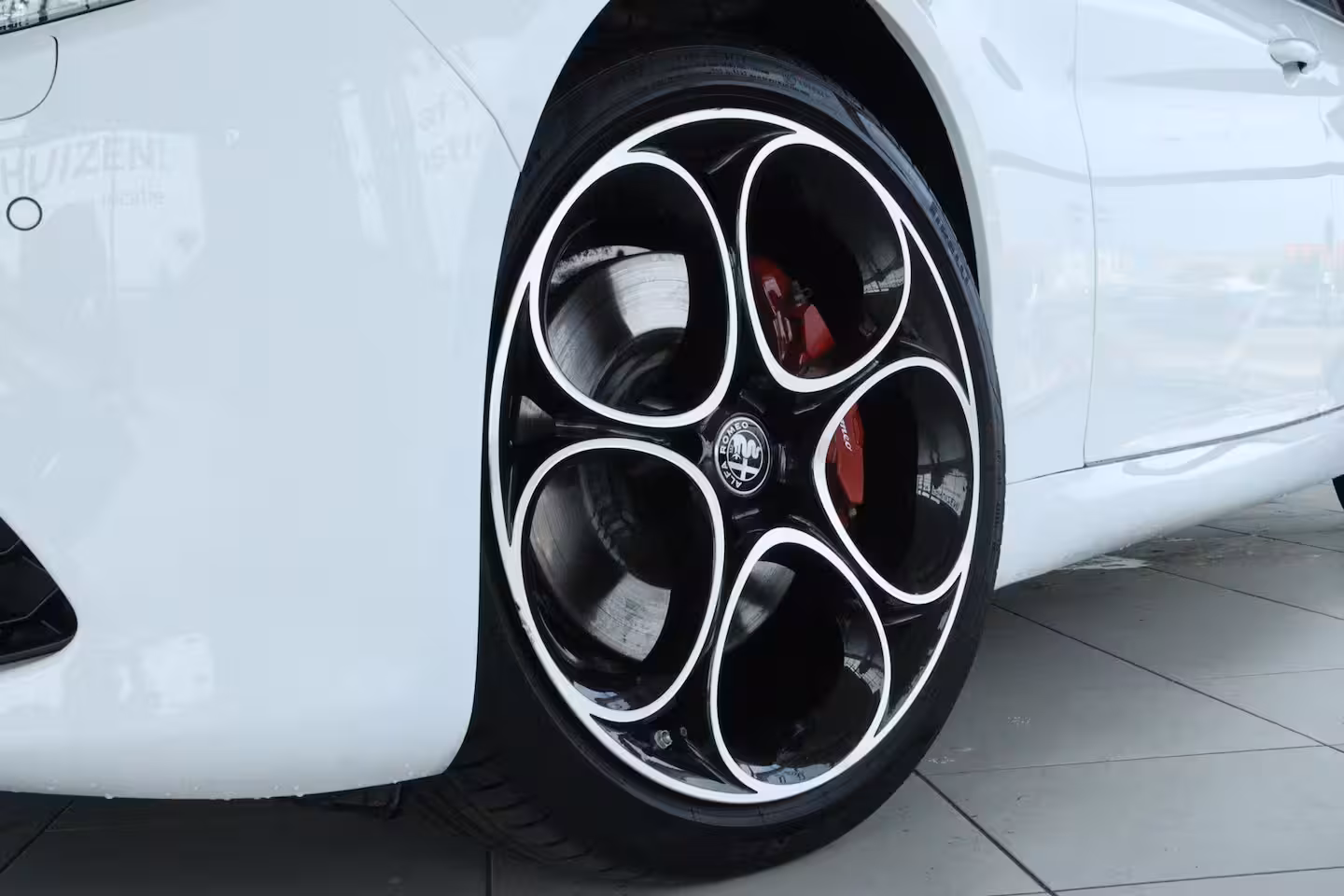 Alfa Romeo Giulia 2.0 T Veloce AWD | Adapt. Cruise | Schuifdak | Camera | Memory | Elektr. Stoelen | Memory