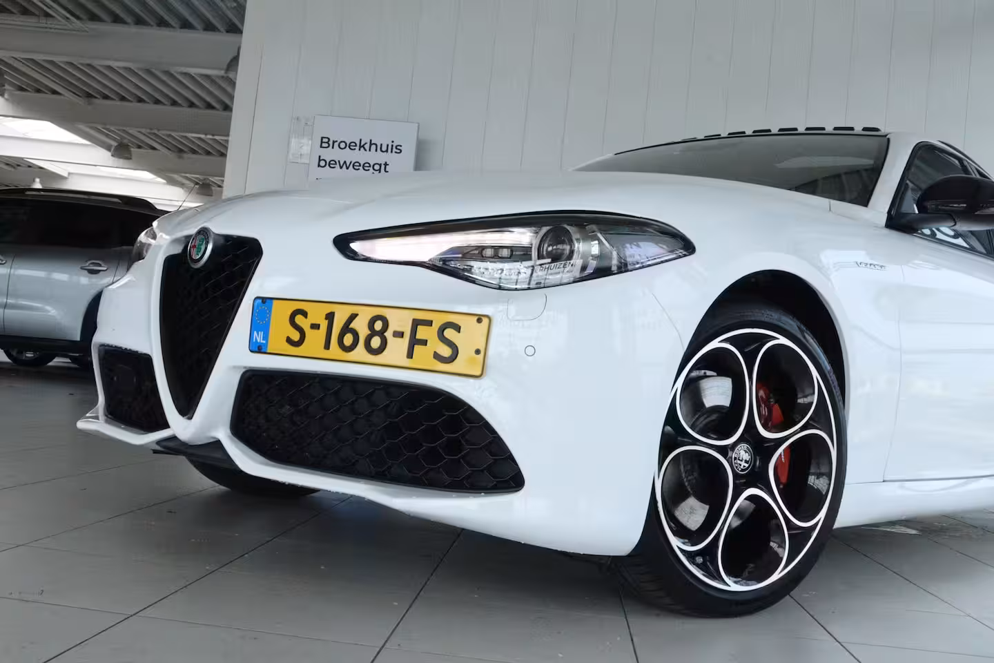 Alfa Romeo Giulia 2.0 T Veloce AWD | Adapt. Cruise | Schuifdak | Camera | Memory | Elektr. Stoelen | Memory