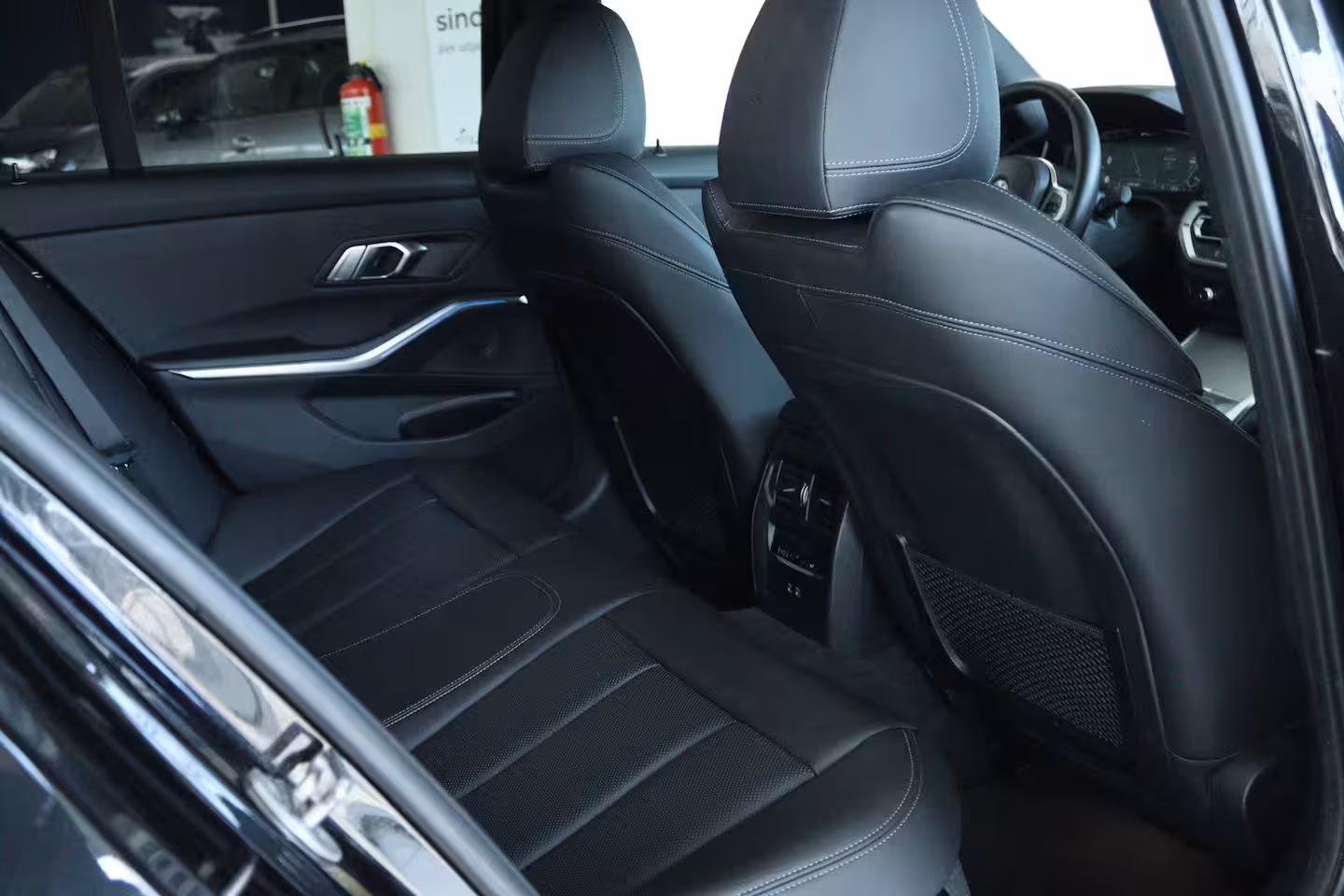 BMW 3-serie 320e Business Edition Plus M-Sport | 96% SoH | Cruise Control | Camera | Climate Control |