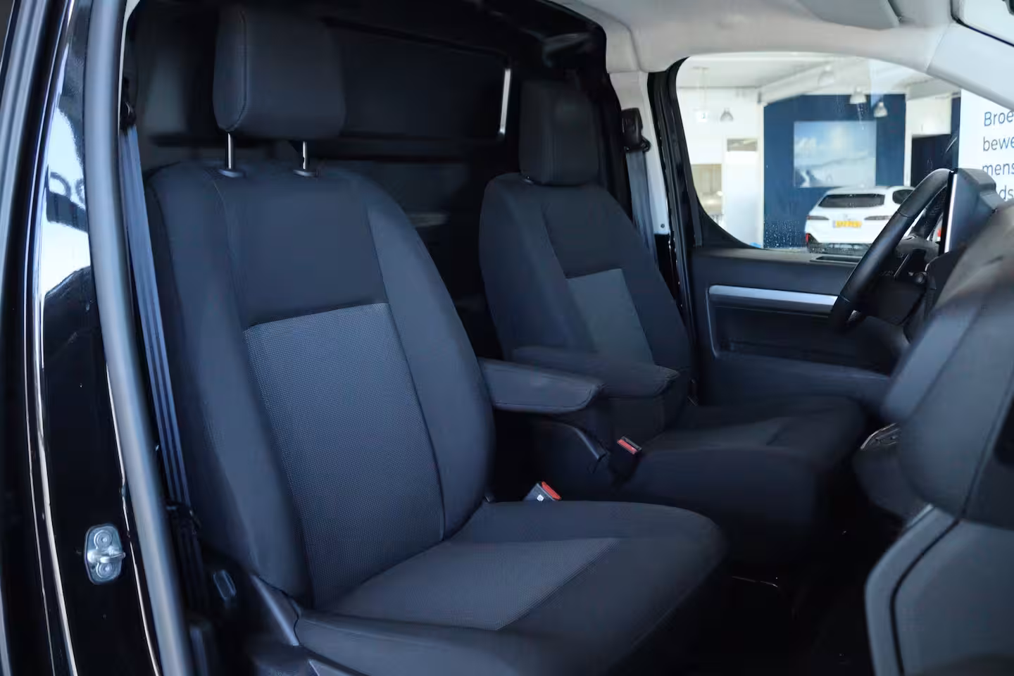 Peugeot Expert 2.0 BlueHDi 145 S&S L2 | Cruise Control | Betimmering | Camera | Carplay | Climate | Keyle