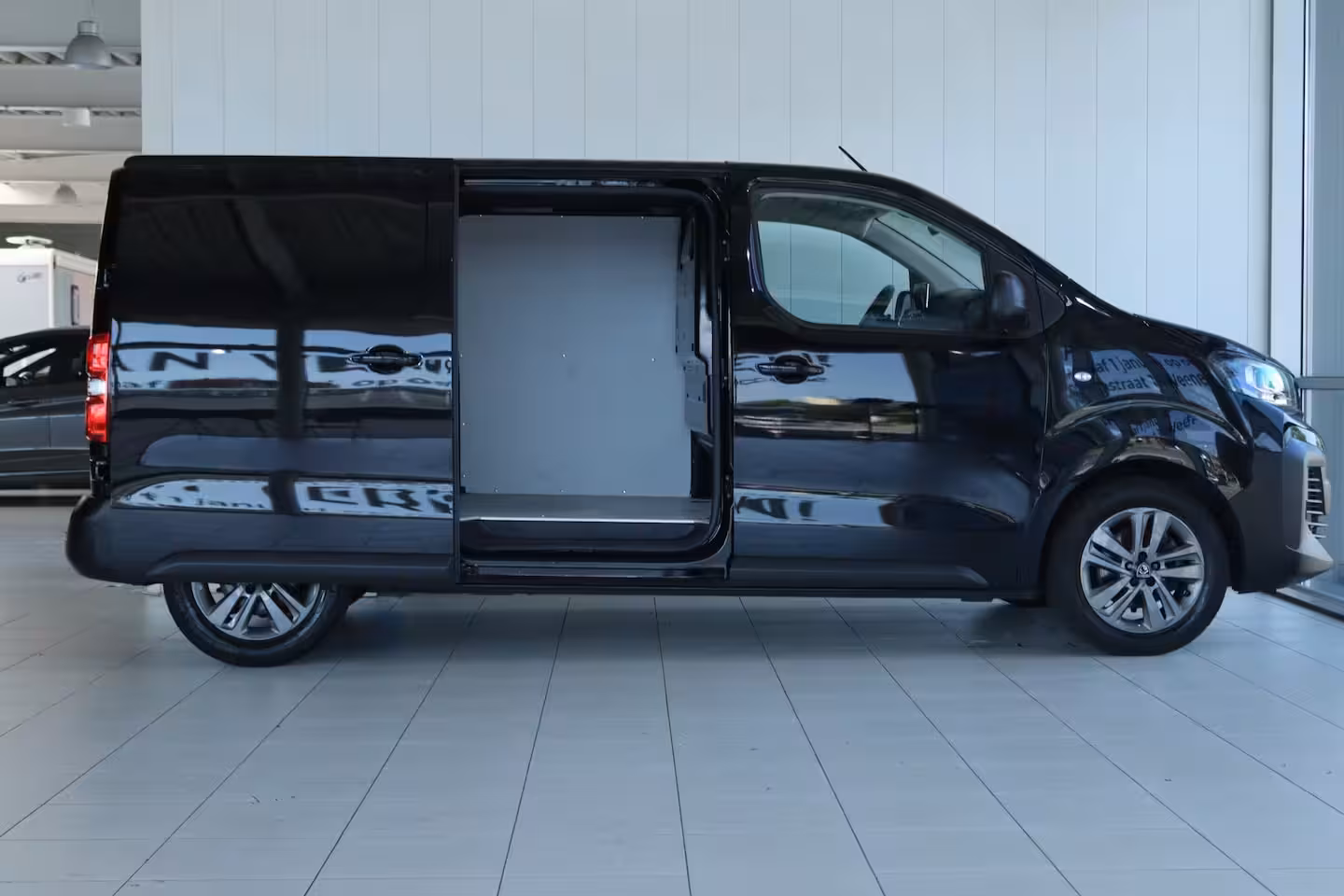 Peugeot Expert 2.0 BlueHDi 145 S&S L2 | Cruise Control | Betimmering | Camera | Carplay | Climate | Keyle