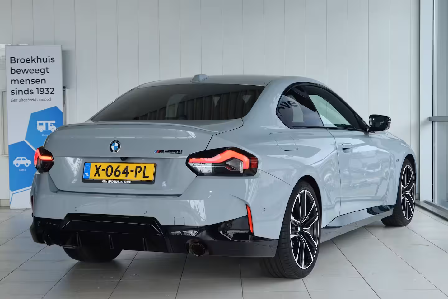 BMW 2-serie Coupé 220i M-Sport | Cruise Control | Camera | Keyless | Stuur+Stoelverwarming | Widescreen | Hi
