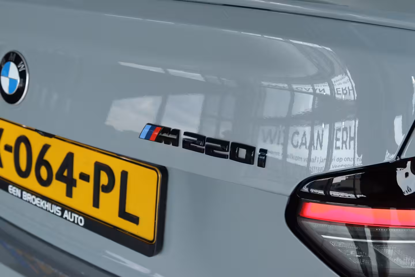 BMW 2-serie Coupé 220i M-Sport | Cruise Control | Camera | Keyless | Stuur+Stoelverwarming | Widescreen | Hi