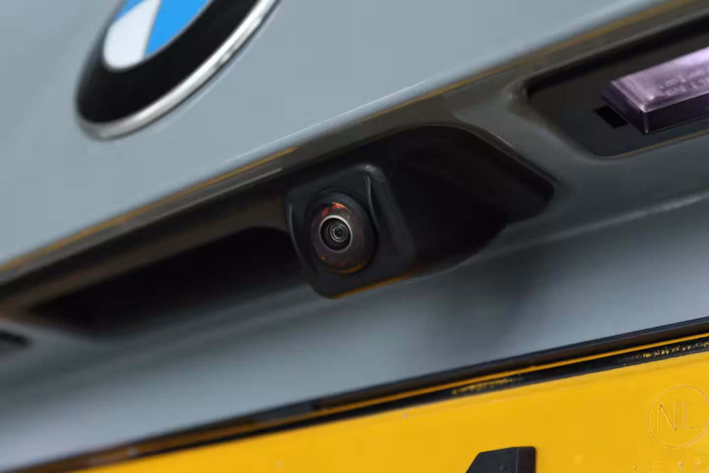 BMW 2-serie Coupé 220i M-Sport | Cruise Control | Camera | Keyless | Stuur+Stoelverwarming | Widescreen | Hi