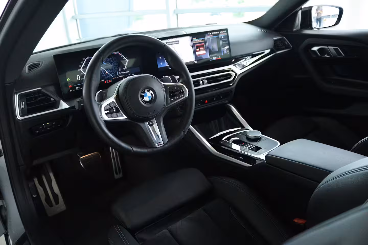 BMW 2-serie Coupé 220i M-Sport | Cruise Control | Camera | Keyless | Stuur+Stoelverwarming | Widescreen | Hi