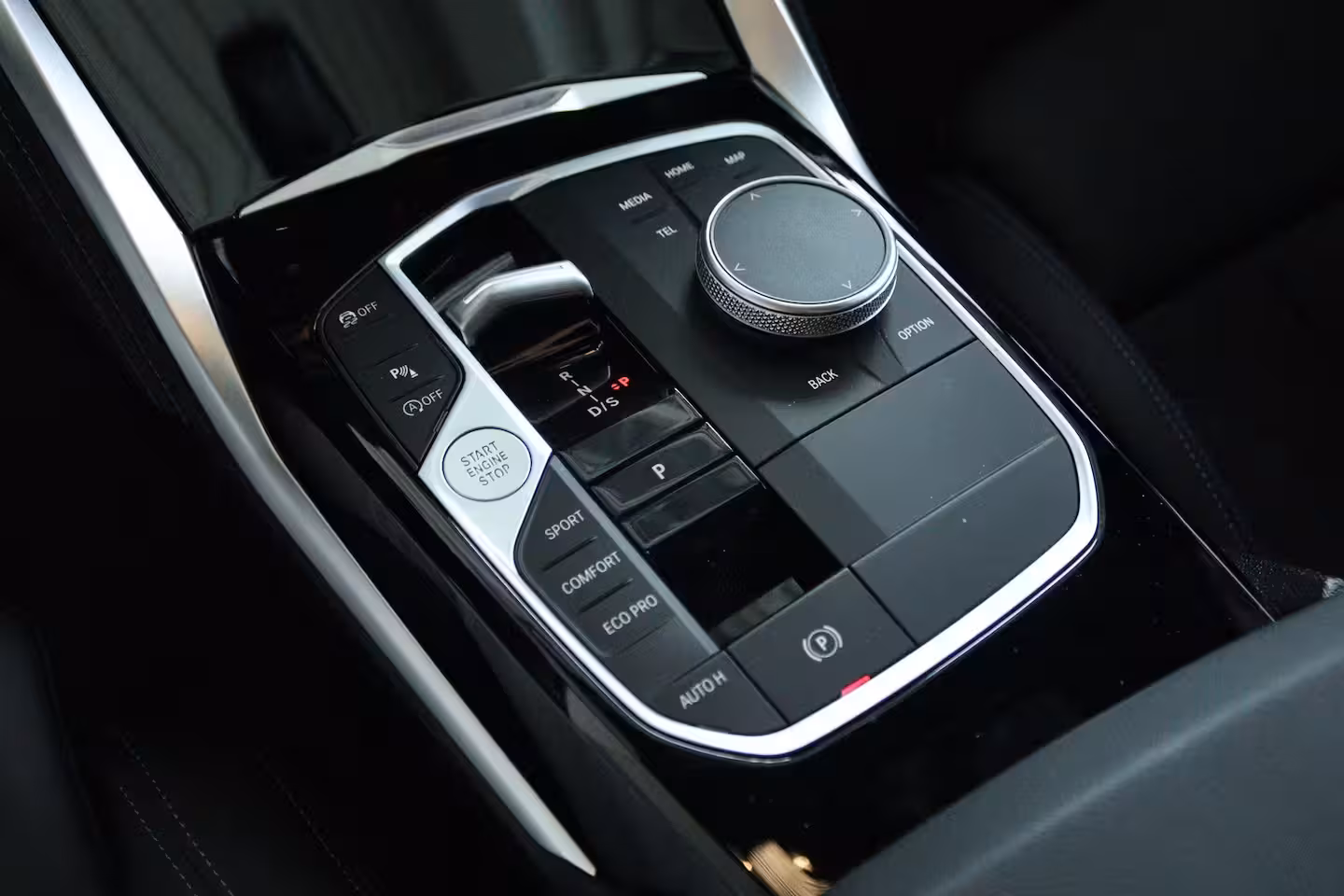 BMW 2-serie Coupé 220i M-Sport | Cruise Control | Camera | Keyless | Stuur+Stoelverwarming | Widescreen | Hi