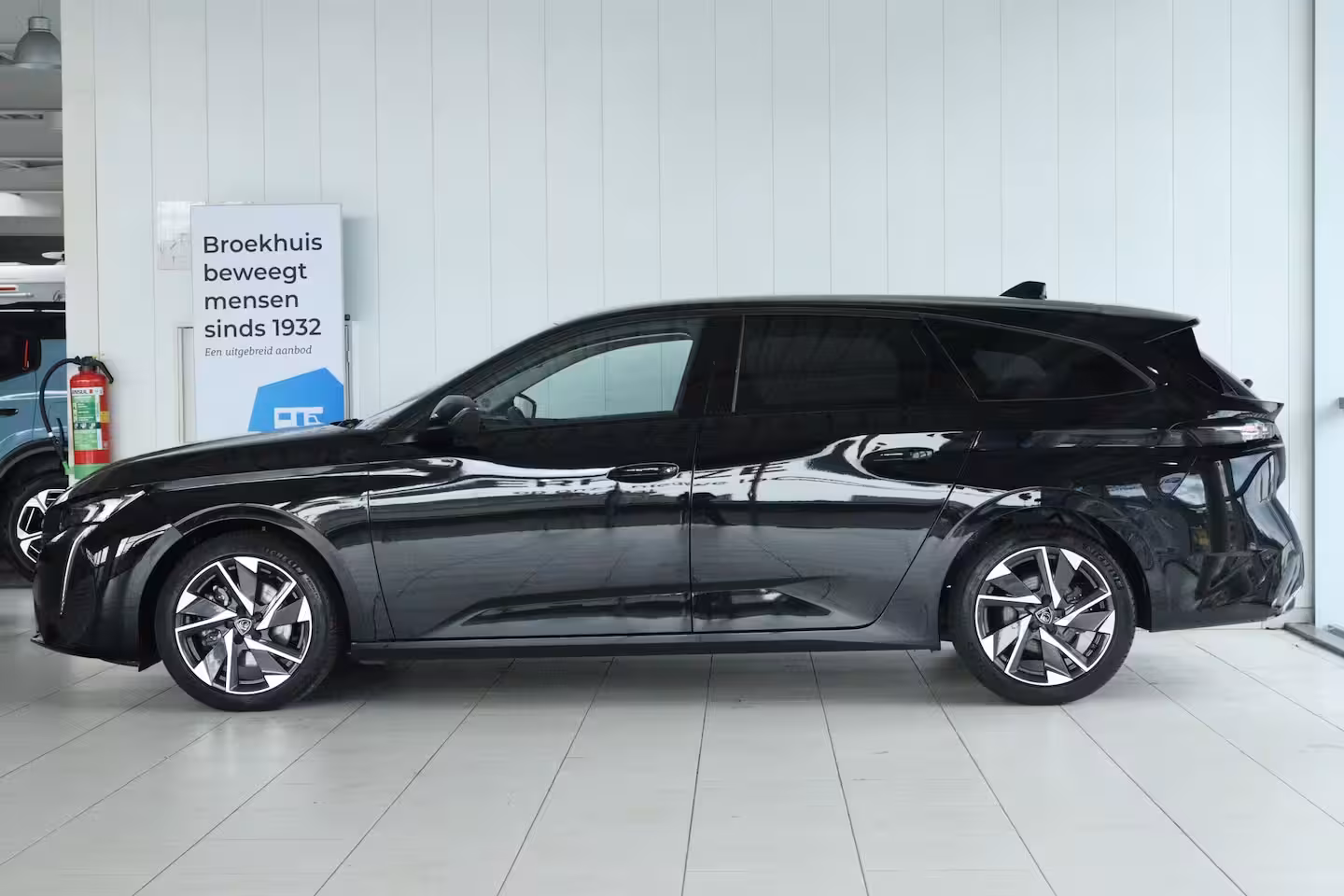 Peugeot 308 SW 1.2 Turbo Allure Pack Business | Adapt. Cruise | Camera | Dodehoekdetectie | Navi | Carpla