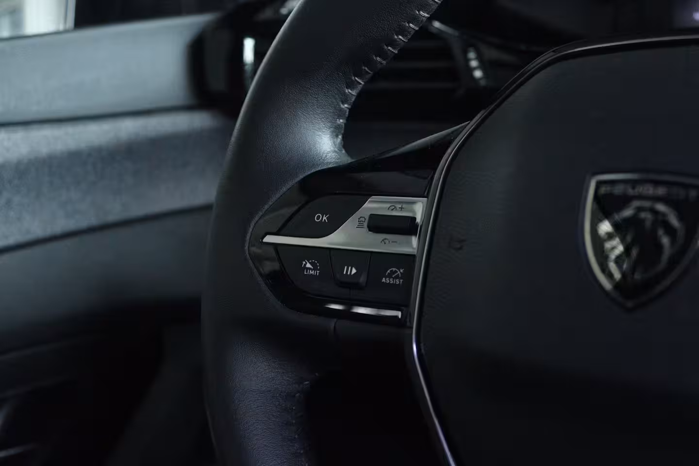 Peugeot 308 SW 1.2 Turbo Allure Pack Business | Adapt. Cruise | Camera | Dodehoekdetectie | Navi | Carpla