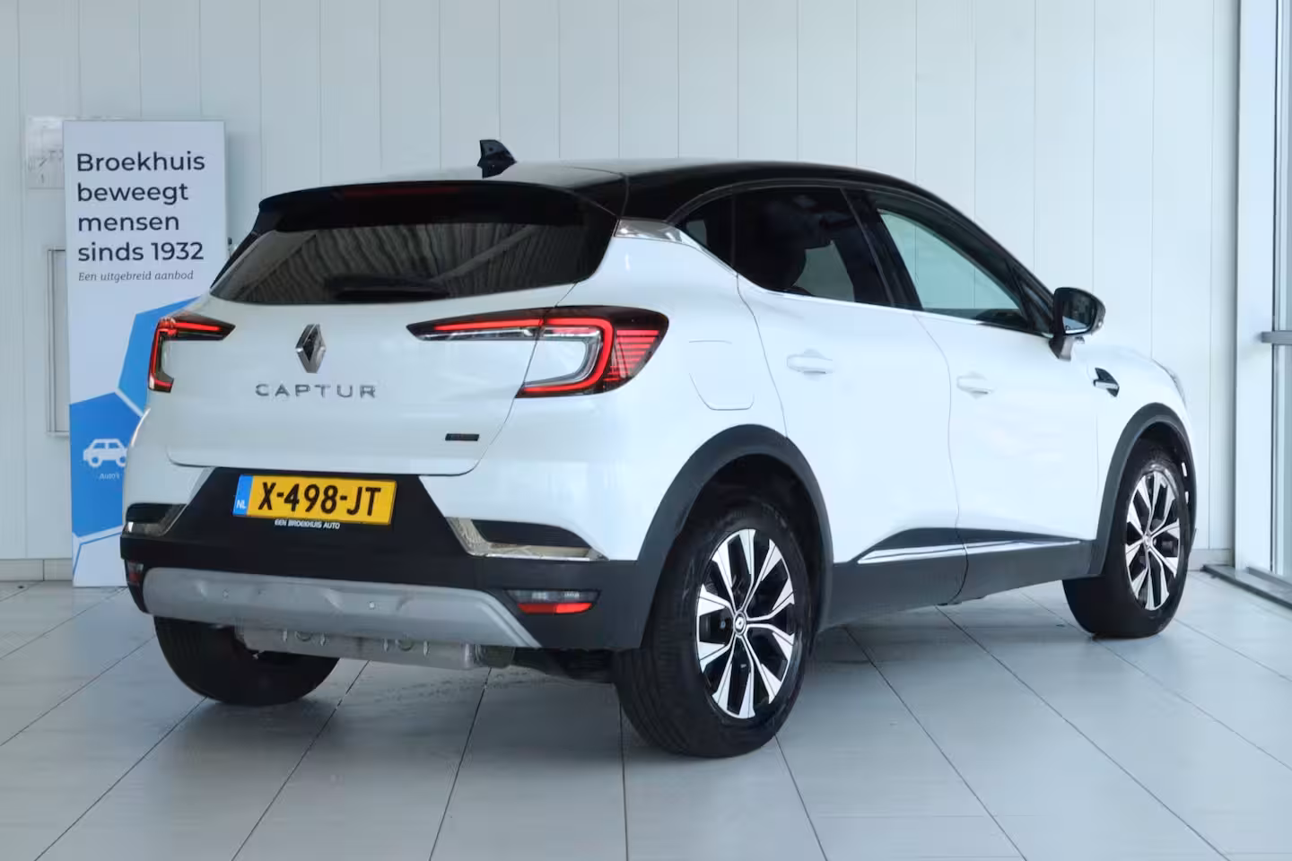 Renault Captur 1.6 E-Tech plug-in hybrid 160 techno | Cruise Control | Climate Control | Camera | Navigat