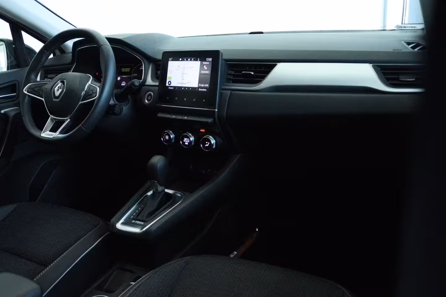 Renault Captur 1.6 E-Tech plug-in hybrid 160 techno | Cruise Control | Climate Control | Camera | Navigat
