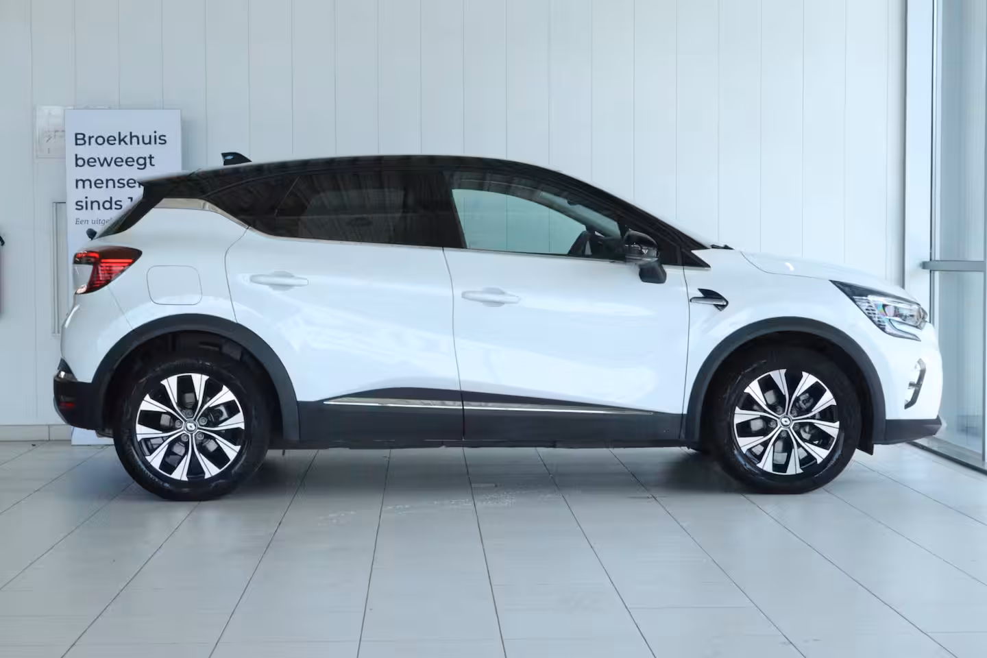 Renault Captur 1.6 E-Tech plug-in hybrid 160 techno | Cruise Control | Climate Control | Camera | Navigat