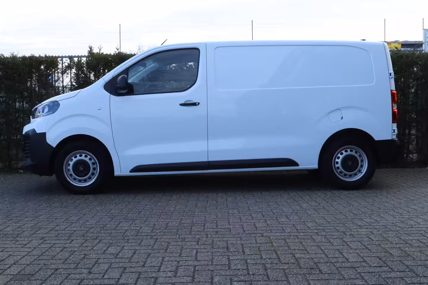 Citroën Jumpy 2.0 BlueHDI 145 L2 | Cruise Control | Achteruitrijcamera | PDC | Navi | Carplay | Dodehoek