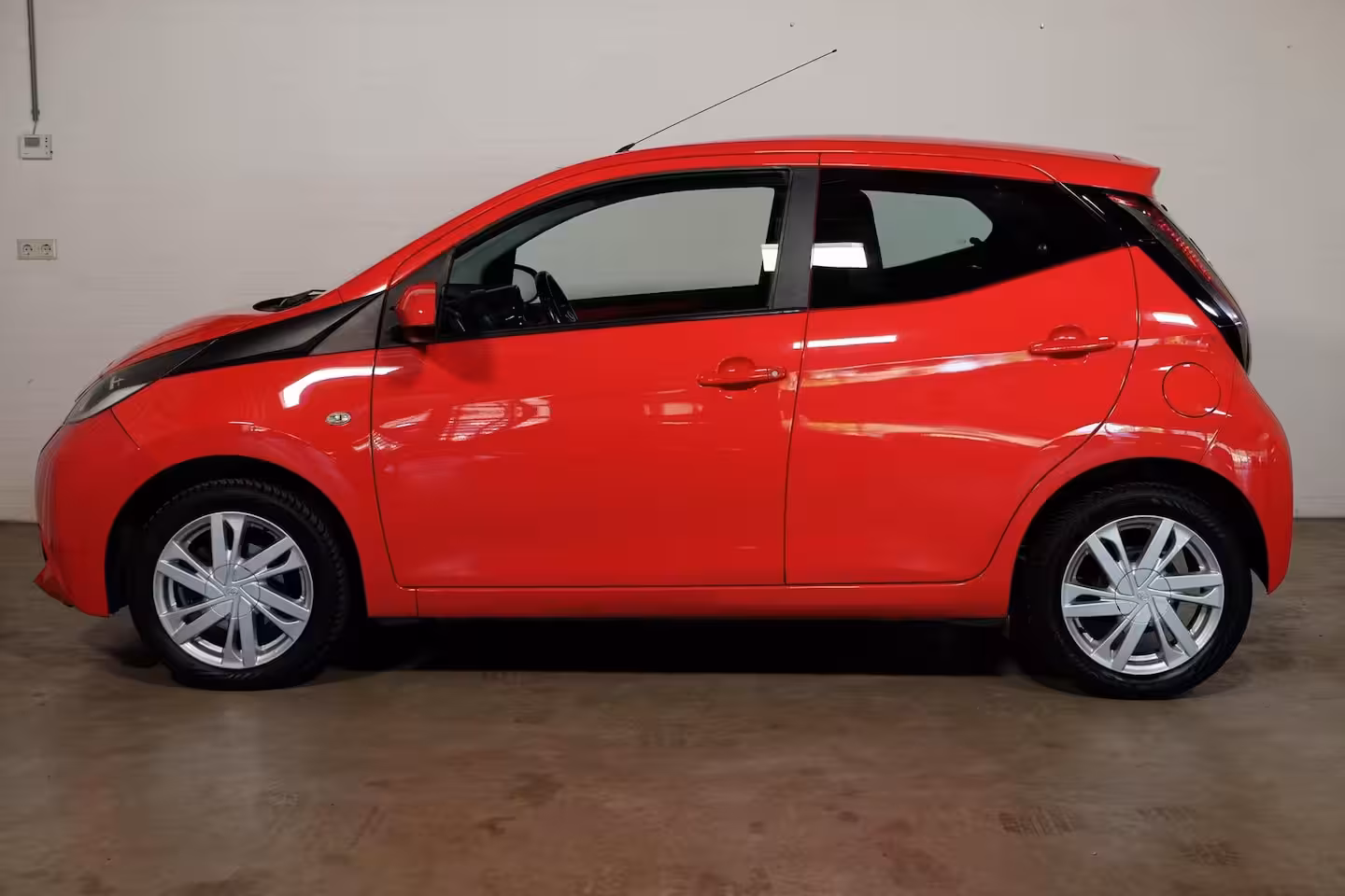 Toyota Aygo 1.0 VVT-i x-play
