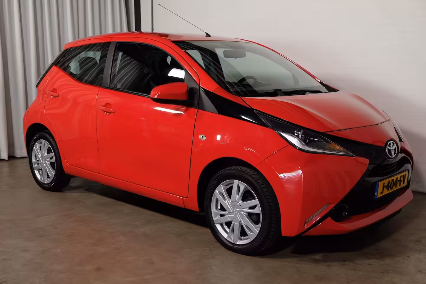 Toyota Aygo 1.0 VVT-i x-play