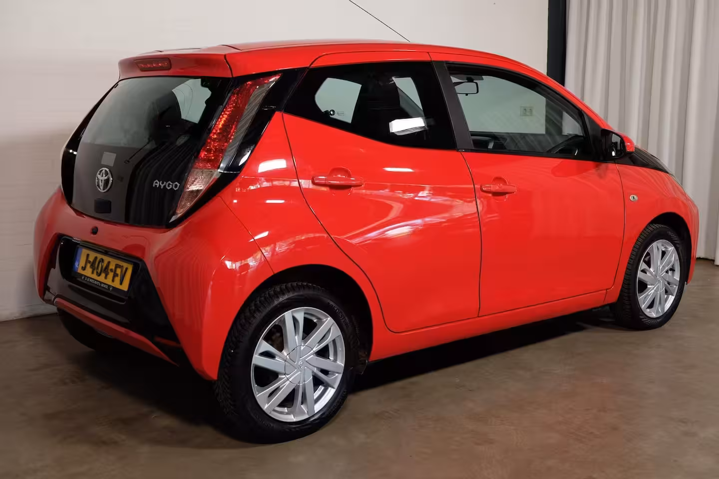 Toyota Aygo 1.0 VVT-i x-play