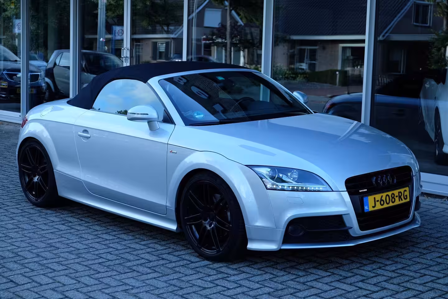 Audi TT Roadster 2.0 TFSI quattro Pro Line S