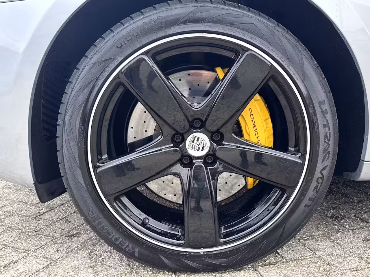 Porsche Macan GTS 3.0 V6 361pk PDK / Aut. Keramisch 21" Sportchrono 109dkm