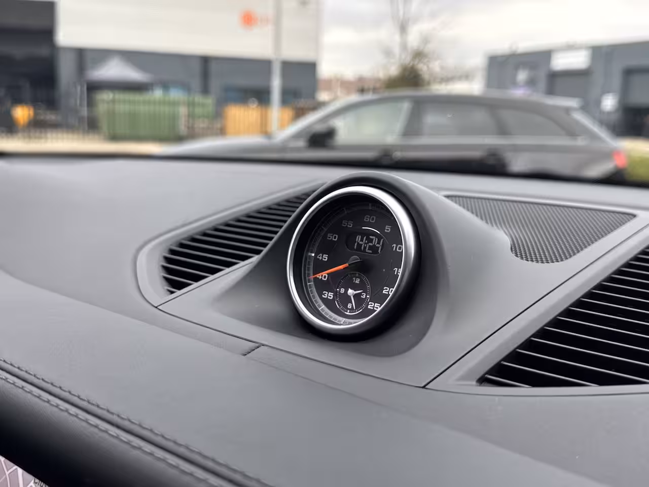Porsche Macan GTS 3.0 V6 361pk PDK / Aut. Keramisch 21" Sportchrono 109dkm