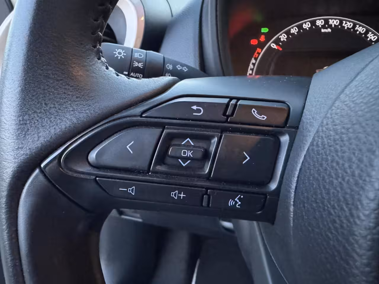 Toyota Aygo X 1.0 VVT-i S-CVT Pulse Automaat Camera CarPlay Garantie