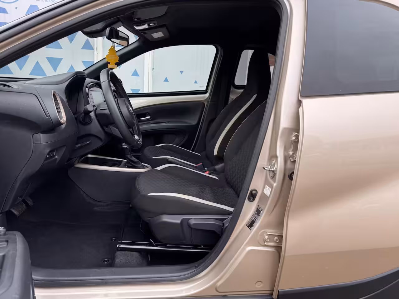 Toyota Aygo X 1.0 VVT-i S-CVT Pulse Automaat Camera CarPlay Garantie