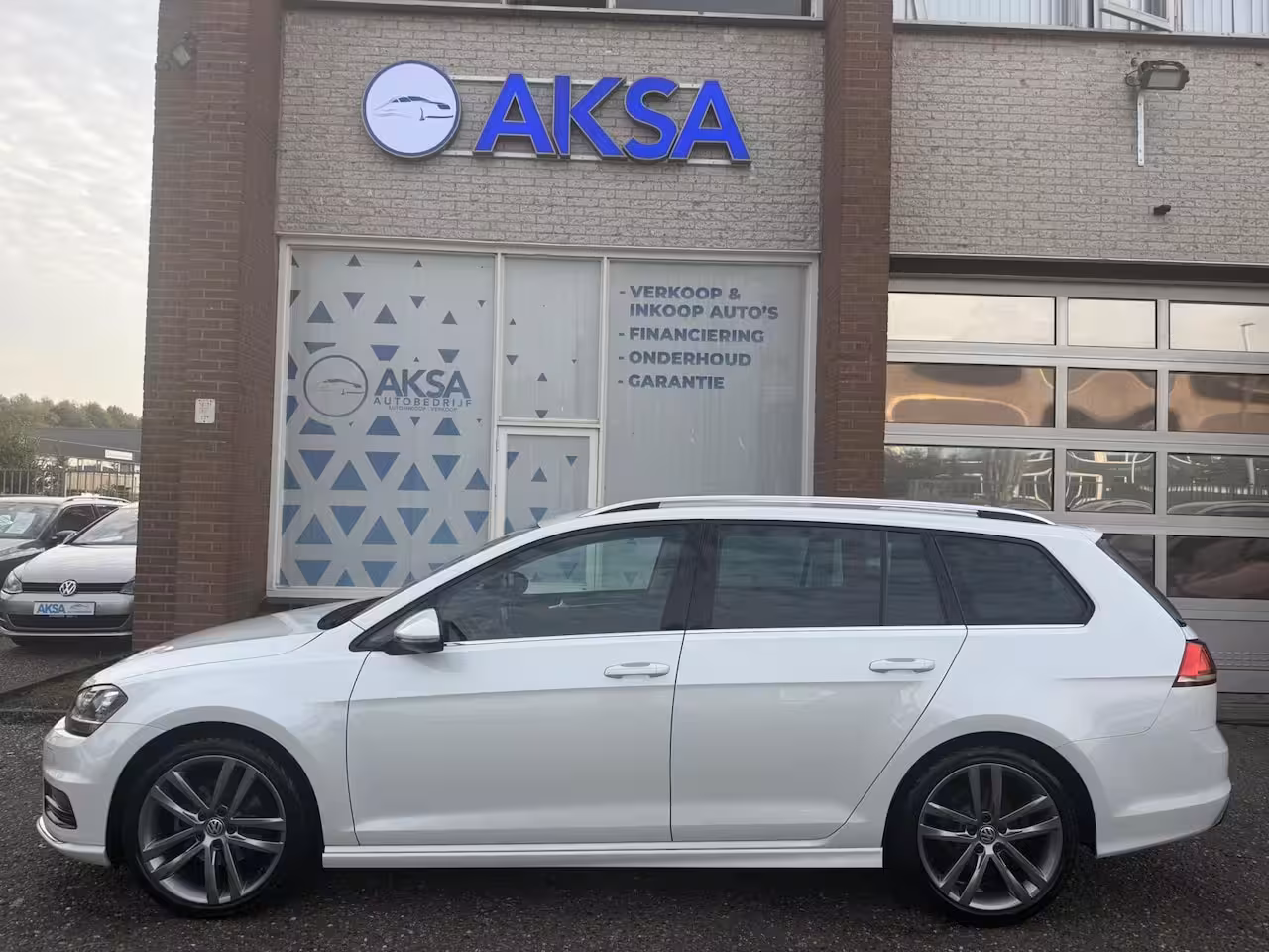 Volkswagen Golf Variant 1.4 TSI 150pk 2x R-Line DSG Carplay LED PDC Garantie