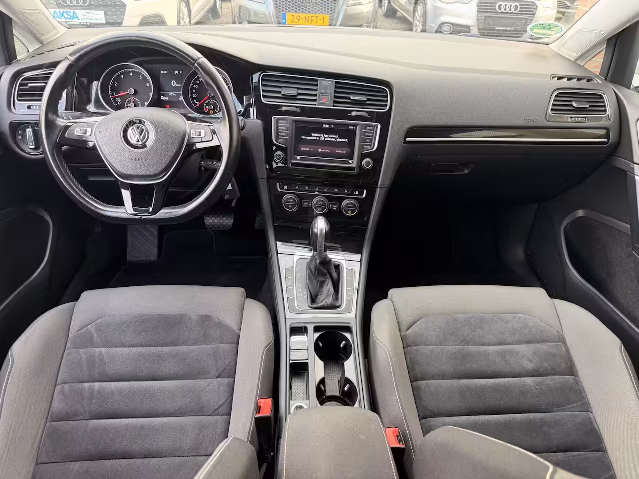 Volkswagen Golf Variant 1.4 TSI 150pk 2x R-Line DSG Carplay LED PDC Garantie