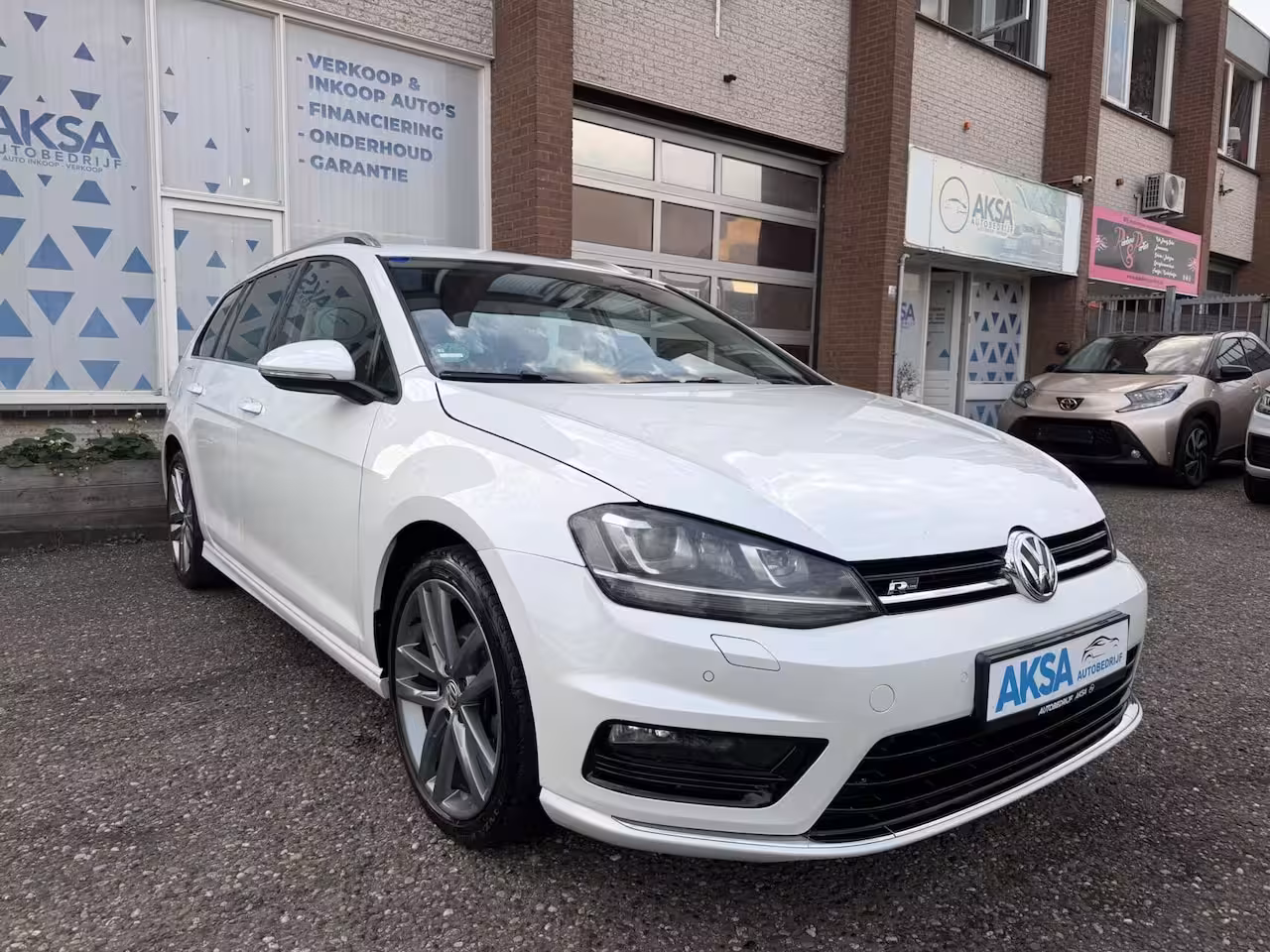 Volkswagen Golf Variant 1.4 TSI 150pk 2x R-Line DSG Carplay LED PDC Garantie
