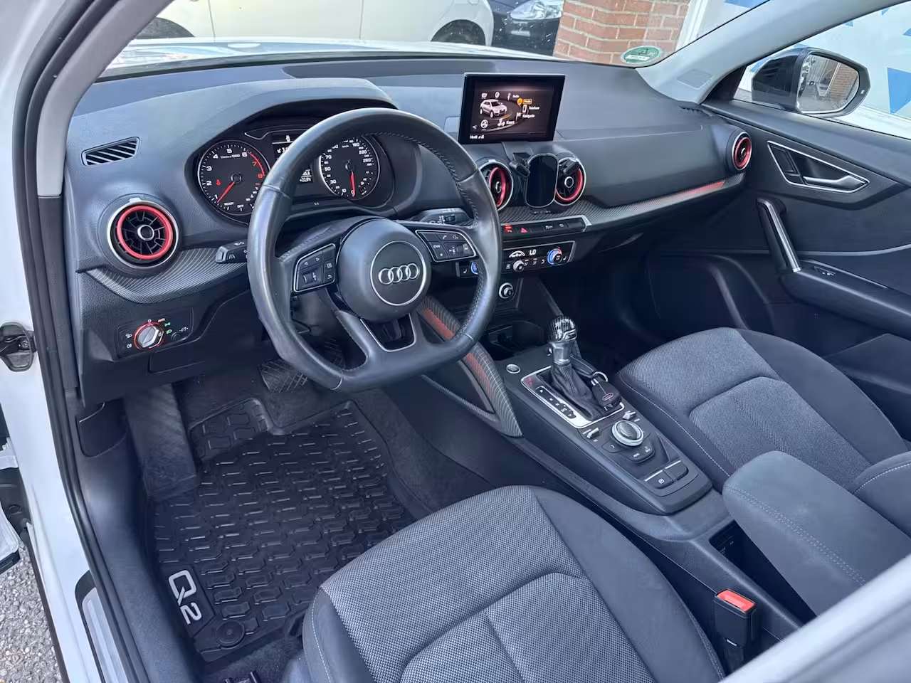 Audi Q2 1.4 TFSI 2x S-Line Pano S-Tronic Sfeerverlichting ACC LED Dynamic Keyless 19 inch Stlvw Ga