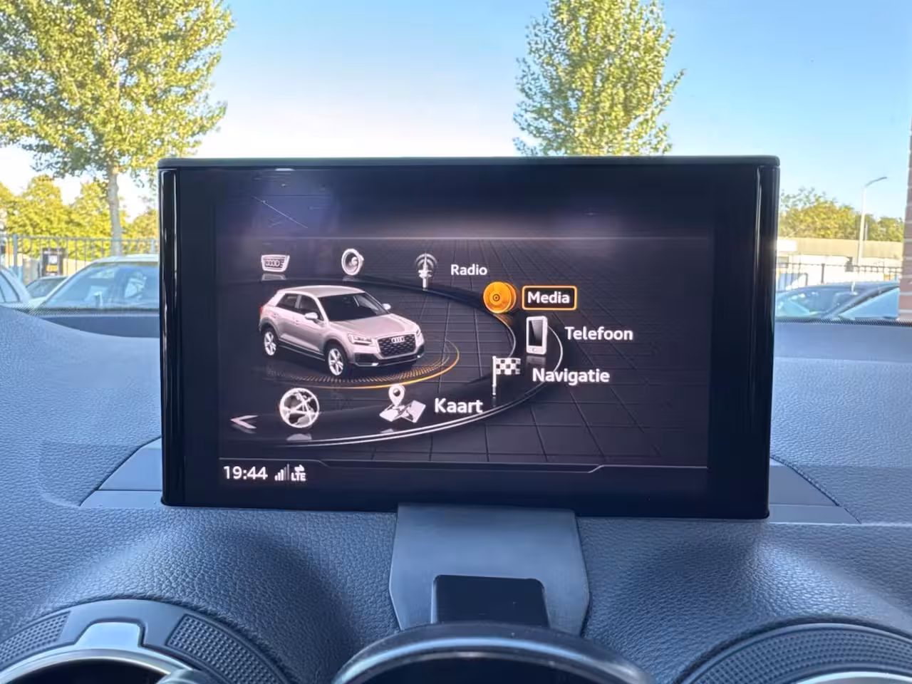 Audi Q2 1.4 TFSI 2x S-Line Pano S-Tronic Sfeerverlichting ACC LED Dynamic Keyless 19 inch Stlvw Ga
