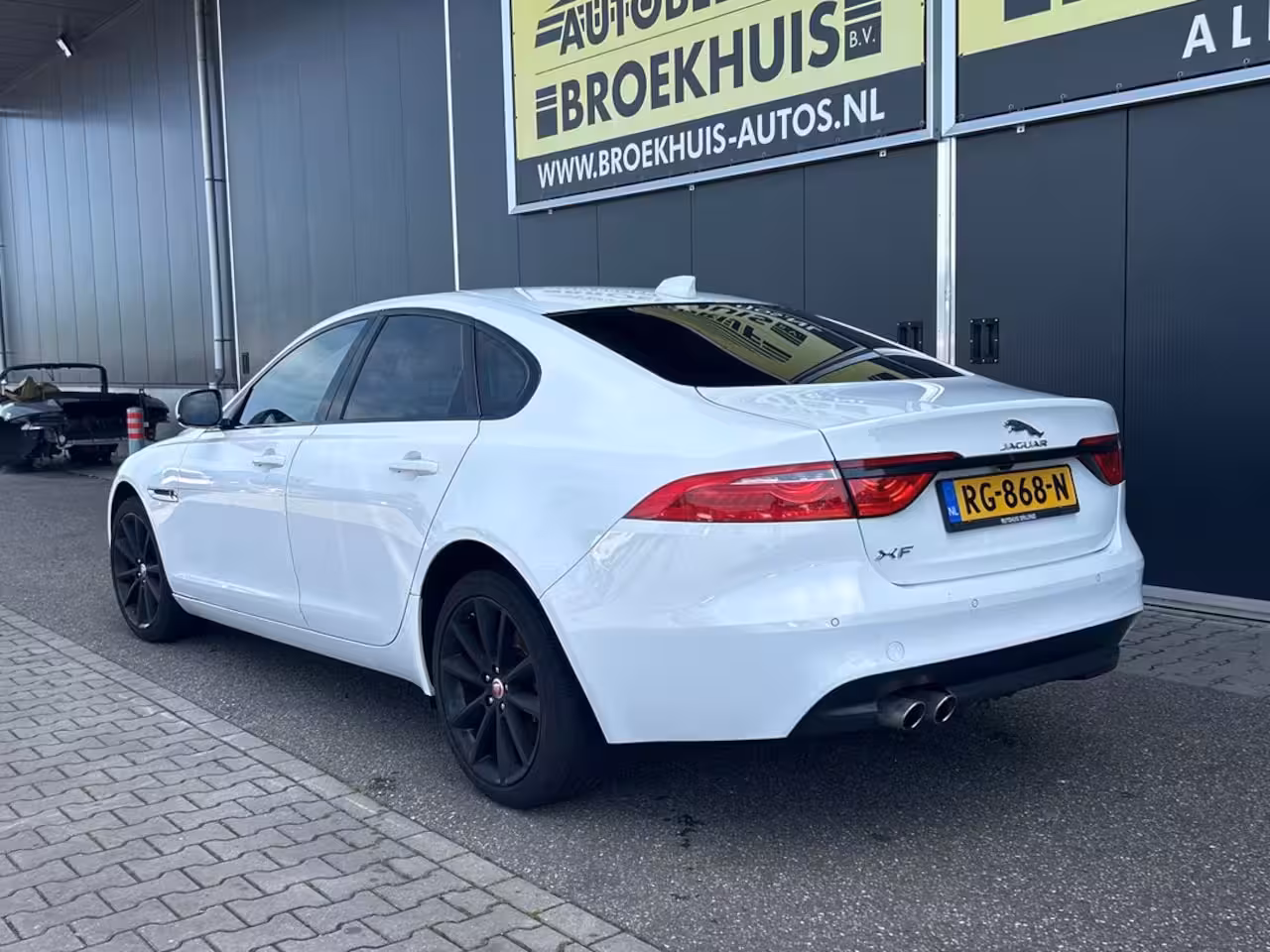 Jaguar XF Portfolio 2.0d