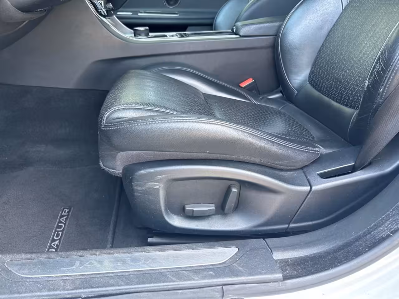 Jaguar XF Portfolio 2.0d