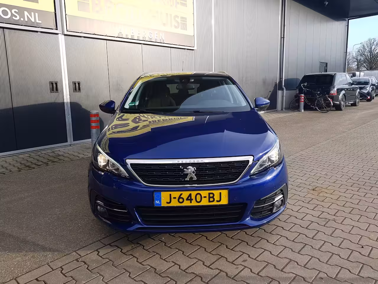 Peugeot 308 SW 1.2 PureTech Blue Lease Executive