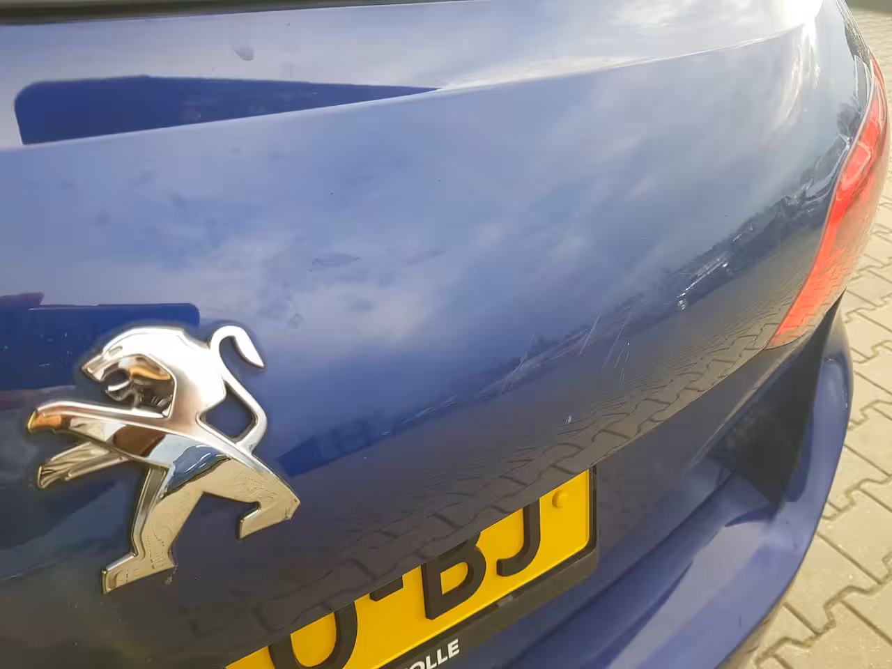 Peugeot 308 SW 1.2 PureTech Blue Lease Executive