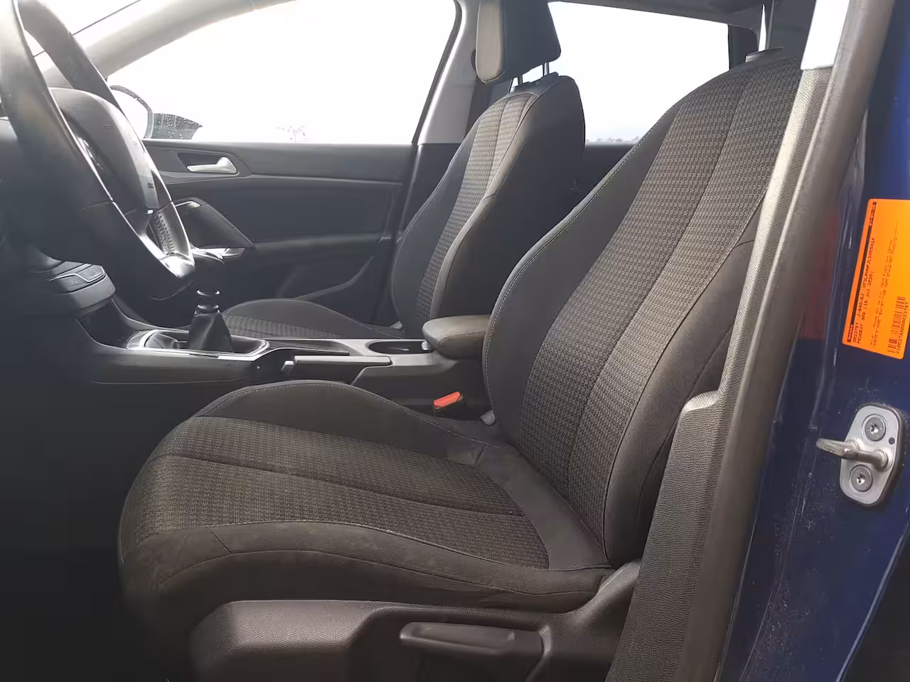 Peugeot 308 SW 1.2 PureTech Blue Lease Executive